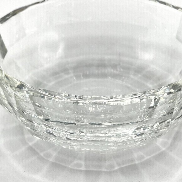 Oleg Cassini Faceted Bowl Preston Honeycomb Pattern Box Cut Round 4.5" Bowl - Picture 7 of 8